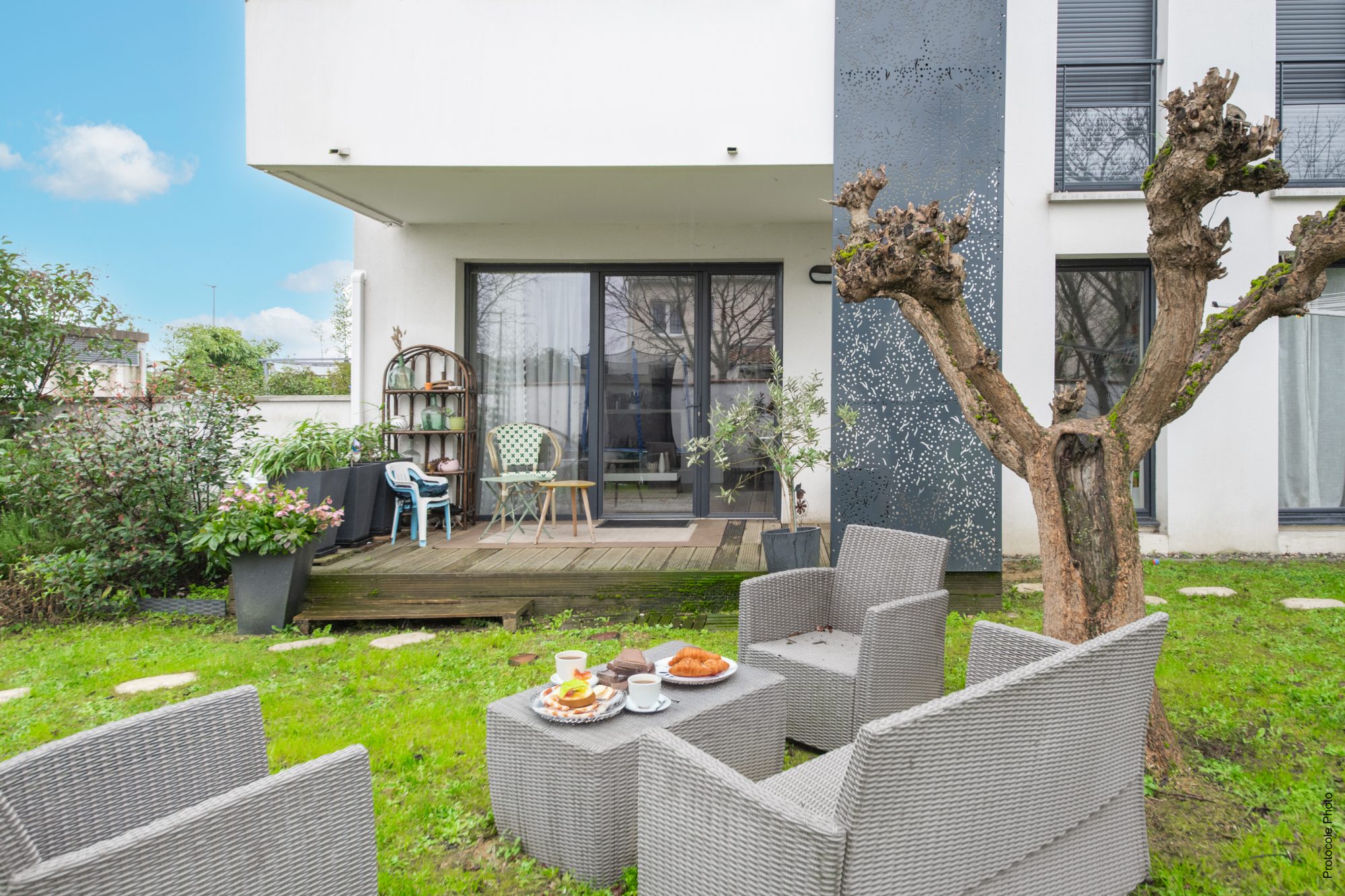 Élégant T3 avec grand jardin privatif, terrasse et parkings