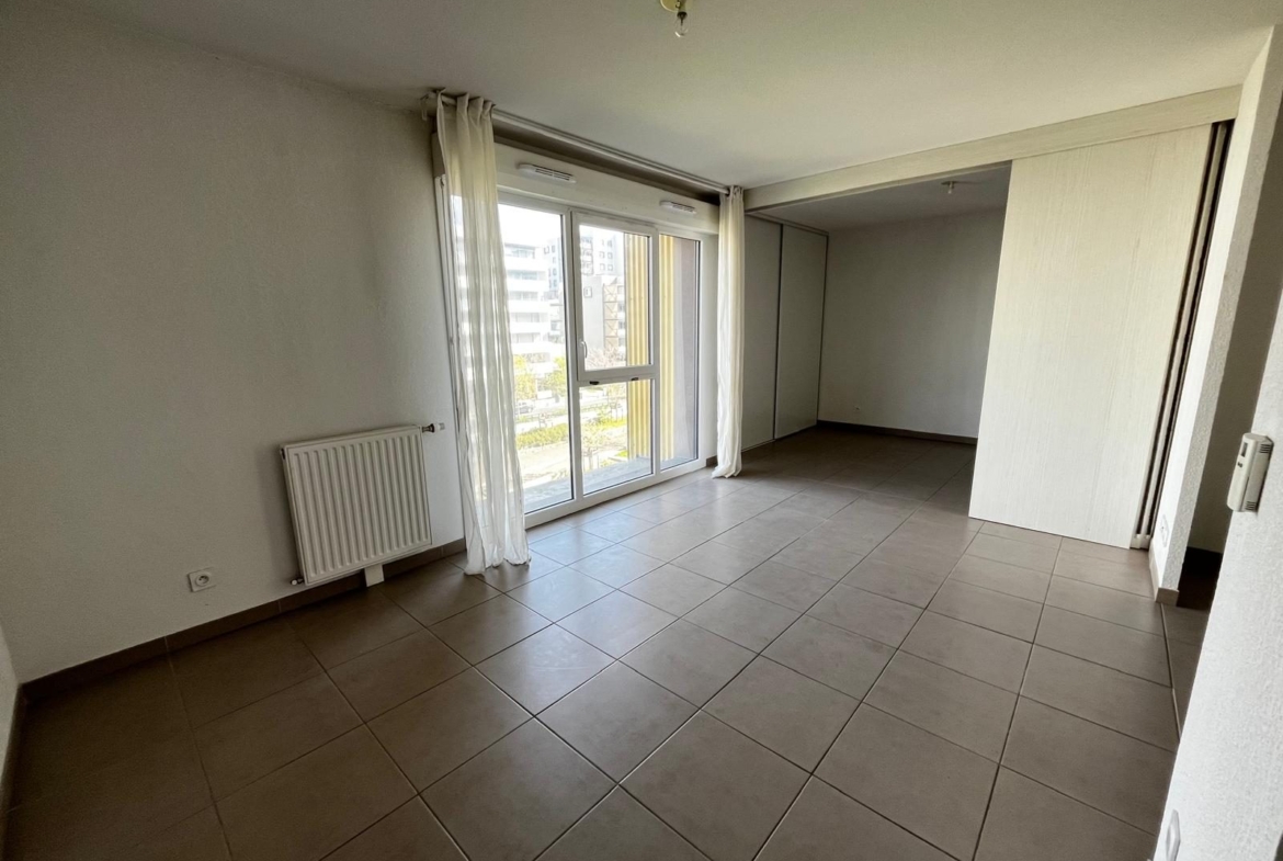 T1 BIS à Vendre libre