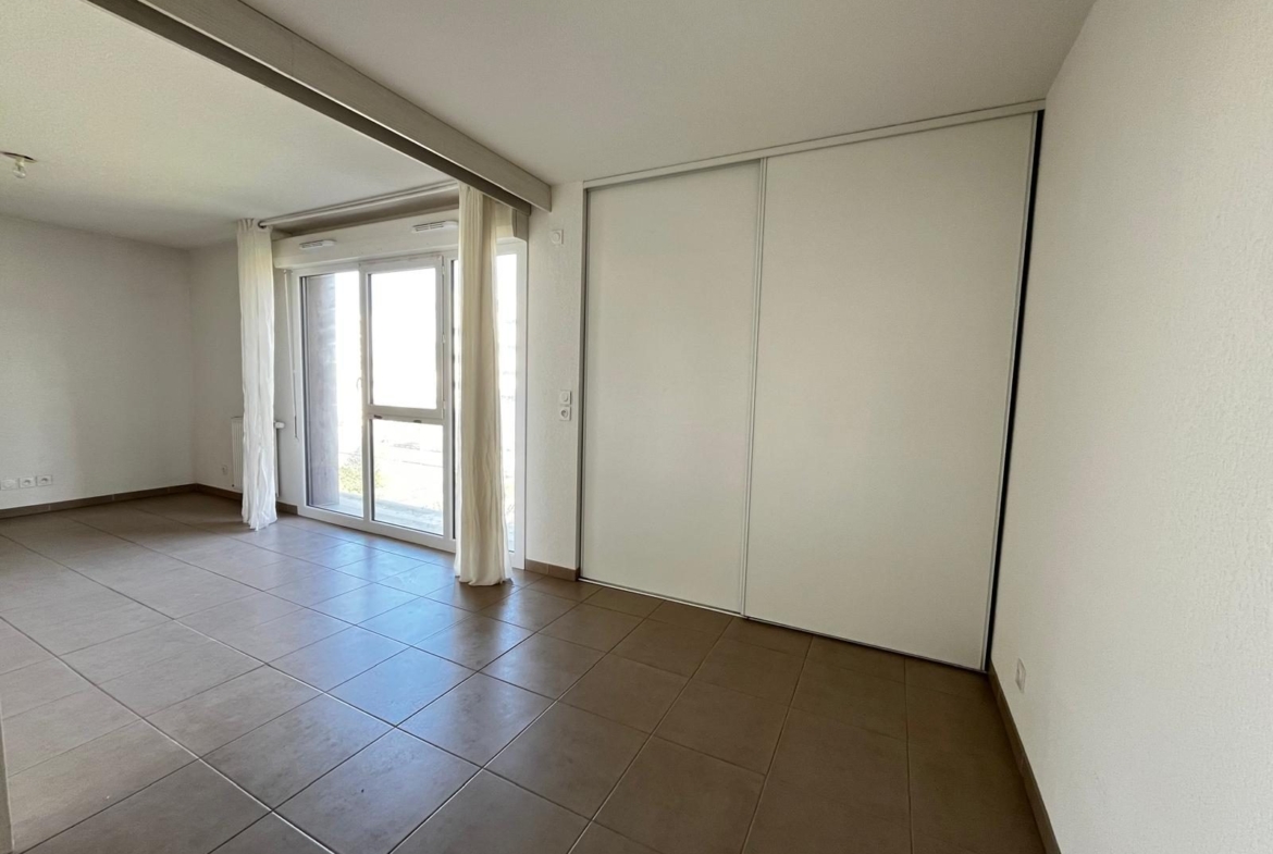 T1 BIS à Vendre libre