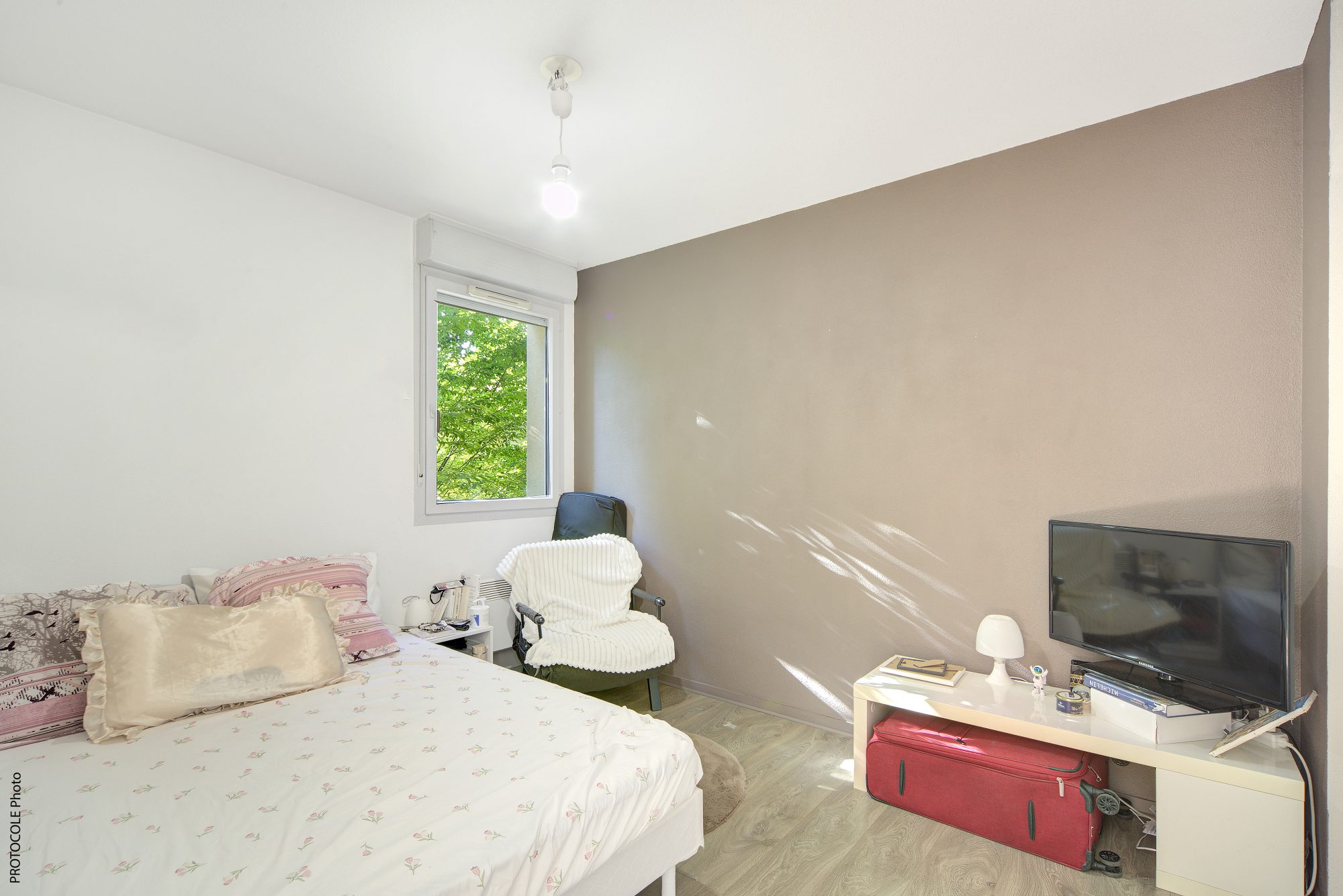 1784292402_va2519_5_original-552334 Toulouse Minimes – T2 de 41 m² avec loggia et parking en sous-sol