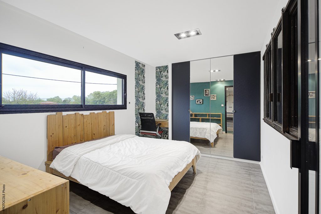 Villa contemporaine d’exception avec piscine, grand garage et prestations haut de gamme