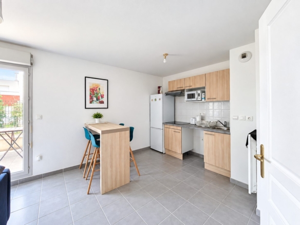 Appartement T3 meublé avec terrasse et parking – Borderouge
