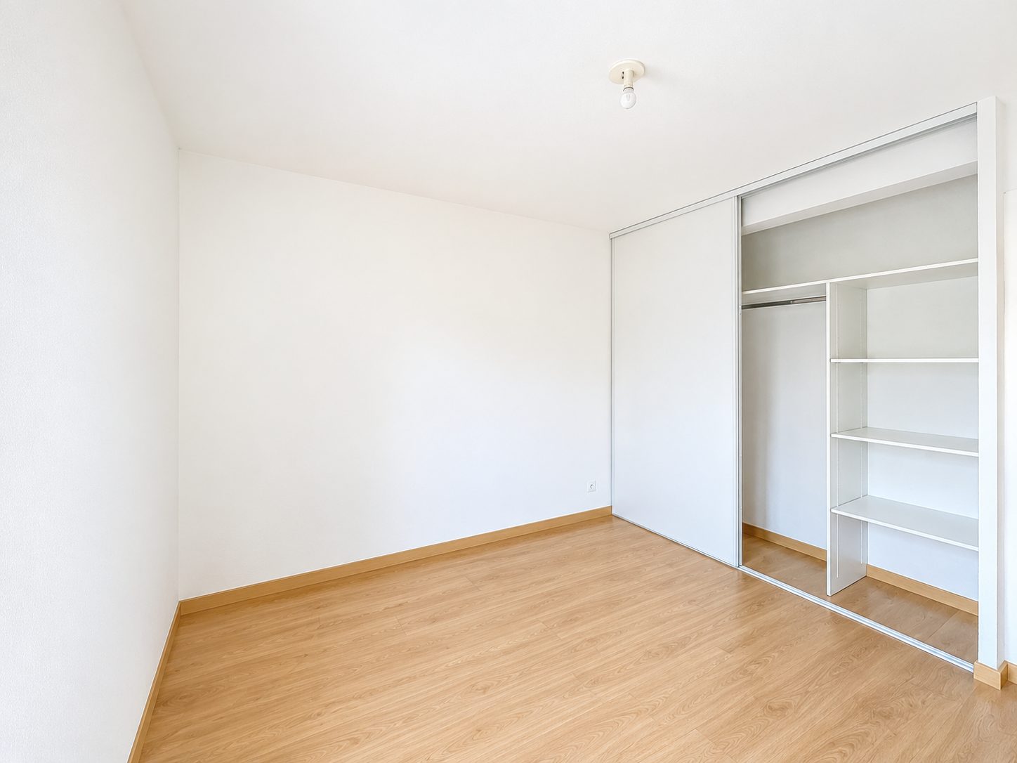 Appartement T3 meublé avec terrasse et parking – Borderouge