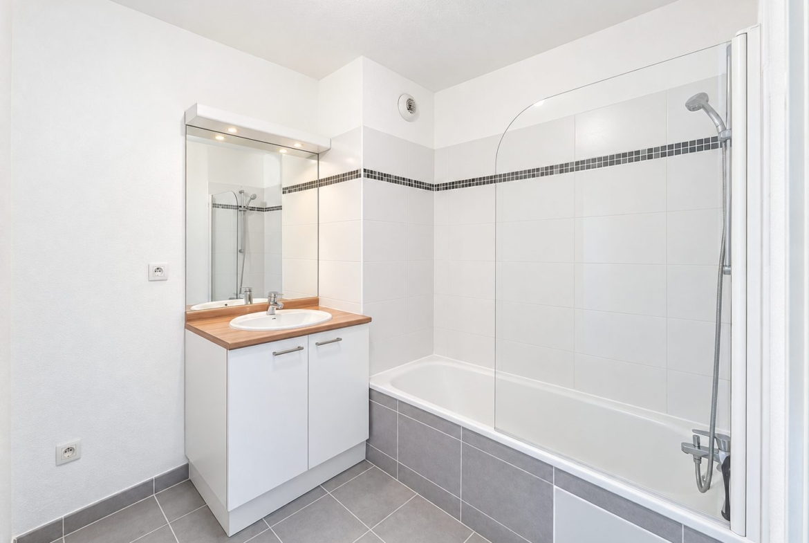 Appartement T3 meublé avec terrasse et parking – Borderouge