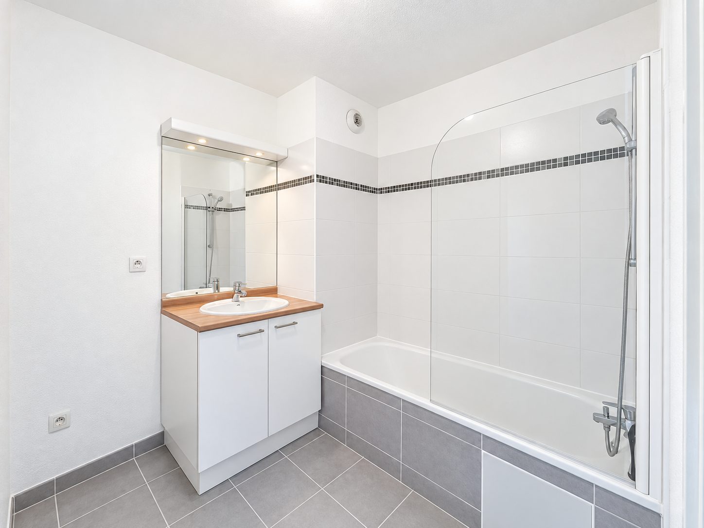 Appartement T3 meublé avec terrasse et parking – Borderouge