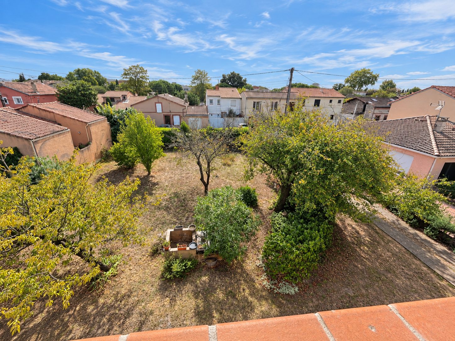17932084831_vm359_11_original-553350-0.jpg Maison de deux appartements avec terrain à bâtir de 500 m²